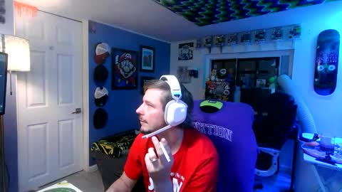 Snapshot of hungtxcock92 chatting on 21, 12, 2025 hungtxcock92 online show from 21, 12, 2025