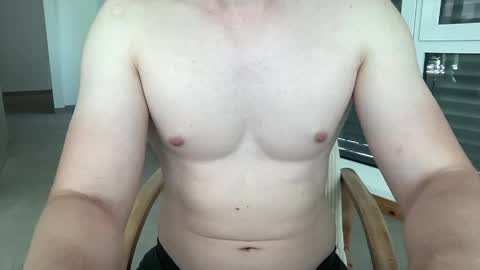 Snapshot of hungwank95 chatting on 30, 5, 2026 hungwank95 online show from 30, 5, 2026