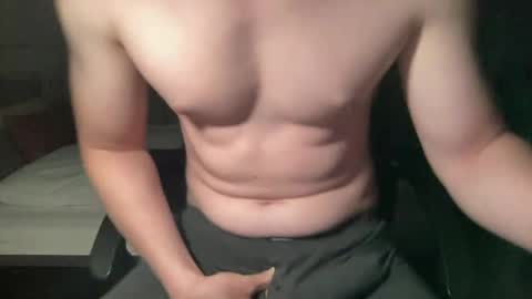 Snapshot of hungwank95 chatting on 6, 6, 2026 hungwank95 online show from 6, 6, 2026