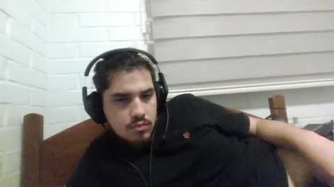 Snapshot of hungweeb chatting on 13, 12, 2024 Rod online show from 13, 12, 2024