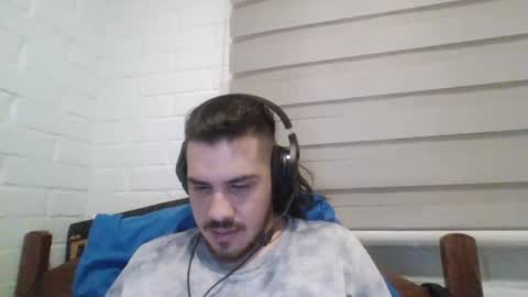 Snapshot of hungweeb chatting on 21, 1, 2025 Rod online show from 21, 1, 2025