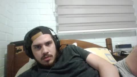 Snapshot of hungweeb chatting on 2, 2, 2025 Rod online show from 2, 2, 2025