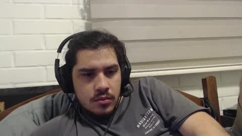 Snapshot of hungweeb chatting on 13, 10, 2025 Rod online show from 13, 10, 2025