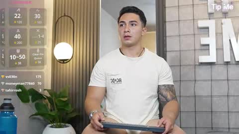 Snapshot of hunk_ryan chatting on 23, 2, 2025 hunk_ryan online show from 23, 2, 2025