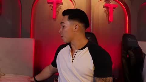 Snapshot of hunk_ryan chatting on 5, 10, 2025 hunk_ryan online show from 5, 10, 2025