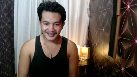 hunkylloyd online show from 2, 1, 2025
