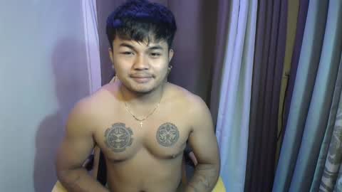 hunkyzeus online show from 4, 5, 2026