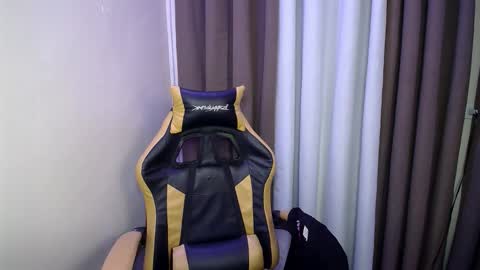hunkyzeus online show from 5, 6, 2026