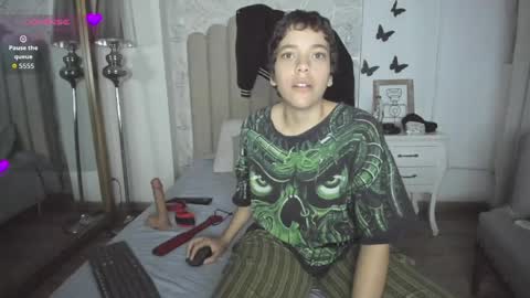 Snapshot of hunter_exe_ chatting on 18, 4, 2026 hunter exe online show from 18, 4, 2026