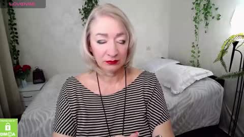 Irena online show from 12, 10, 2025