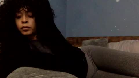 Snapshot of hunyybunz chatting on 10, 2, 2025 Goddess Hunyy online show from 10, 2, 2025