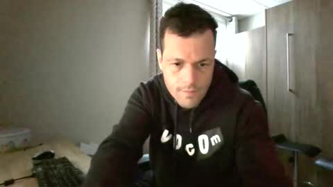 hurley7890 online show from 2, 4, 2026