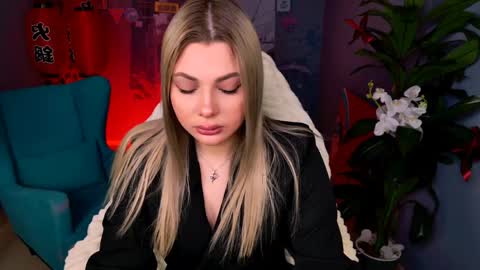 hyileyclark online show from 7, 4, 2026