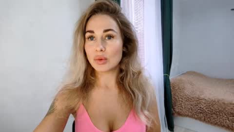 Snapshot of hyohallock chatting on 15, 11, 2025 Alice online show from 15, 11, 2025