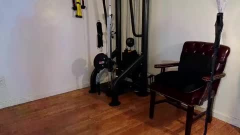 Mr. Frost online show from 4, 1, 2025