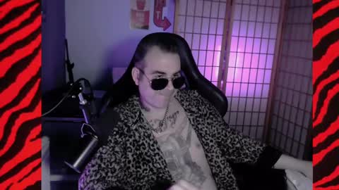 Snapshot of hypnosexray chatting on 16, 1, 2025 Mistress Magenta online show from 16, 1, 2025