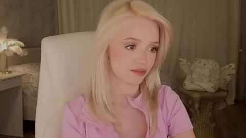 Snapshot of i__am_joss chatting on 24, 4, 2026 Joselle online show from 24, 4, 2026