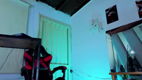 Snapshot of i_am_kelvis_ chatting on 18, 7, 2026 kelvis online show from 18, 7, 2026