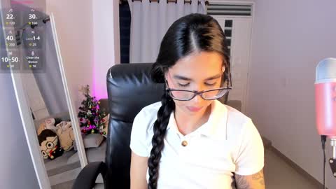 Helloouu im  Abigail call me Abi  MY NEW SHEDULE  IS 1030PM online show from 3, 1, 2025