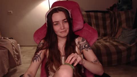 Snapshot of i_love_icecream chatting on 3, 2, 2025 elisabeth online show from 3, 2, 2025