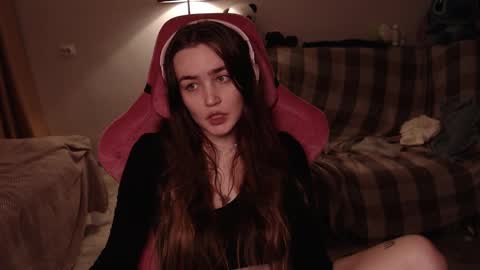 Snapshot of i_love_icecream chatting on 15, 2, 2025 elisabeth online show from 15, 2, 2025