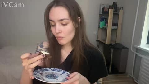 Snapshot of i_love_icecream chatting on 10, 9, 2025 elisabeth online show from 10, 9, 2025