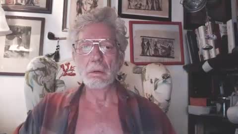 Snapshot of i_submissive_slut chatting on 30, 1, 2025 ImYourBitch online show from 30, 1, 2025