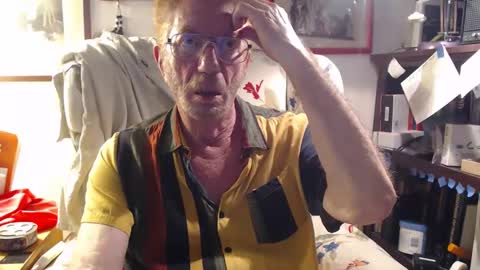 Snapshot of i_submissive_slut chatting on 7, 10, 2025 ImYourBitch online show from 7, 10, 2025