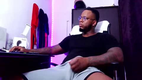 Mr H Independent model online show from 16, 9, 2025