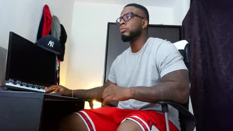 Mr H Independent model online show from 23, 2, 2026