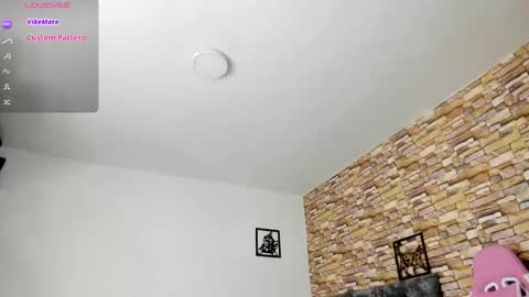 Snapshot of iam_luisa_ chatting on 15, 9, 2025 Luisa online show from 15, 9, 2025