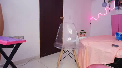 iam_monika online show from 9, 9, 2025