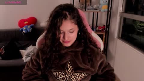 On instagram Imm  NikkiHelp me reach 100 likes online show from 13, 2, 2026