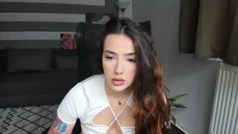 Baby Gal online show from 12, 12, 2024