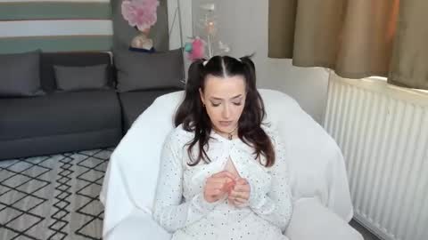 Baby Gal online show from 20, 4, 2026