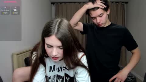 Cassie  STREAMS HERE EVERYDAY online show from 18, 9, 2025