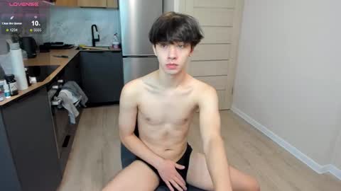 Cassie  STREAMS HERE EVERYDAY online show from 1, 10, 2025