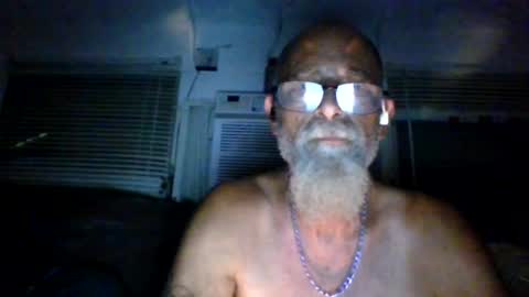 Snapshot of iamgoat_69 chatting on 27, 6, 2026 Goat Lulu Elektra online show from 27, 6, 2026
