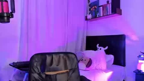 Mel  online show from 19, 9, 2025