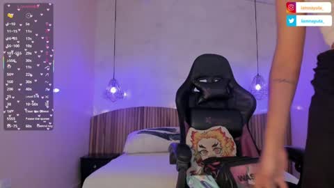 Nayuta online show from 5, 4, 2026