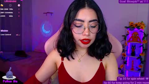 Snapshot of iamveroo chatting on 23, 9, 2025 Veronica NDEPENT MODEL online show from 23, 9, 2025