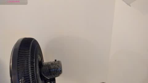 IAN CASTILLO online show from 25, 2, 2026