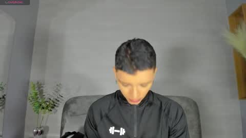 Snapshot of ian_castillo_ chatting on 2, 6, 2026 IAN CASTILLO online show from 2, 6, 2026