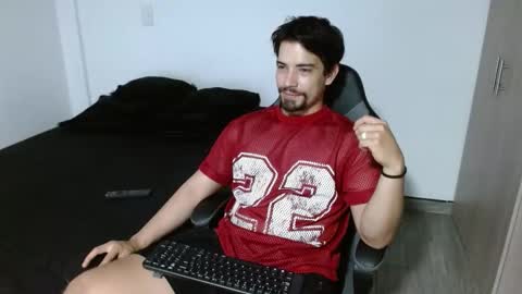 Ian Davis online show from 18, 11, 2025