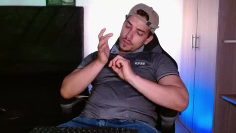 Ian Davis online show from 16, 4, 2026