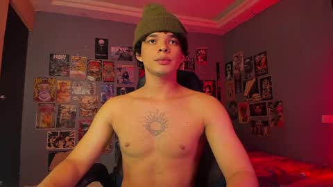 Snapshot of ian_versace chatting on 20, 12, 2024 Andres online show from 20, 12, 2024