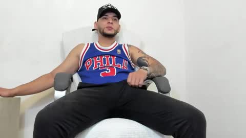 Snapshot of iandygrasso chatting on 5, 2, 2025 iandygrasso online show from 5, 2, 2025