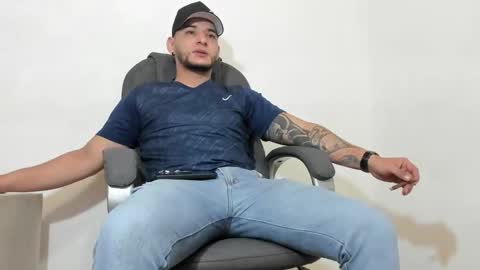 Snapshot of iandygrasso chatting on 7, 2, 2025 iandygrasso online show from 7, 2, 2025
