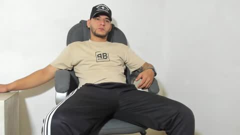 Snapshot of iandygrasso chatting on 12, 2, 2025 iandygrasso online show from 12, 2, 2025