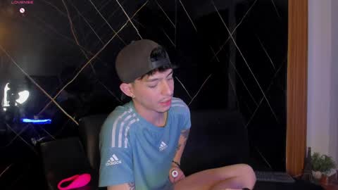 Snapshot of ianlark chatting on 2, 6, 2026 Ian Lark online show from 2, 6, 2026